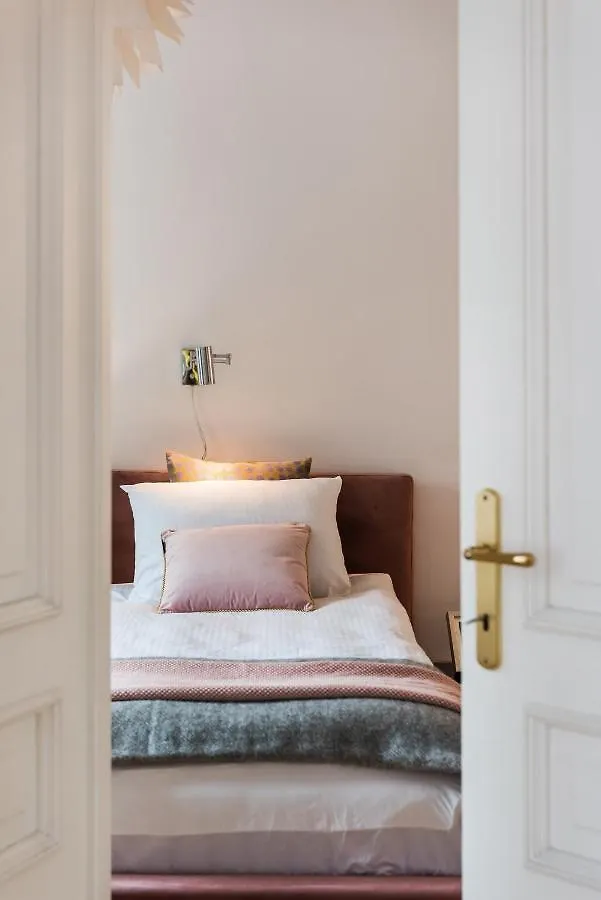 Syncret Apartment - Loftaffair Krakov